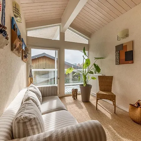 Holiday home Panoramique: Lakeside Luxury By Lla Selections