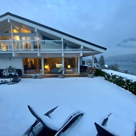 Holiday home Panoramique: Lakeside Luxury By Lla Selections *